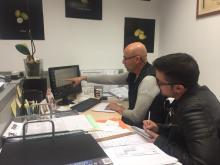 Estudiantes conocen de primera mano la rutina diaria de directores de empresas punteras del PCUMH