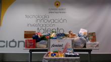 El PCUMH recoge en su stand solidario más de 200 kilos de alimentos para comedores sociales de Elche