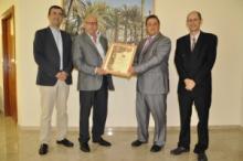 La UMH firma el convenio de prácticas número 7.000 con la empresa Vitalgrana,  instalada en el Parque Científico de la UMH de Elche