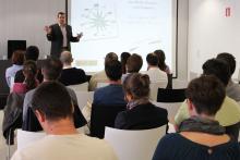 Éxito de la charla orientada al uso de las redes sociales en el ámbito empresarial