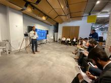 Hernández tuvo la oportunidad de exponer su innovador proyecto ante un comité evaluador formado por directivos del Banco Santander