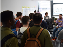 Estudiantes de ADE y DADE de la UMH visitan las instalaciones del PCUMH