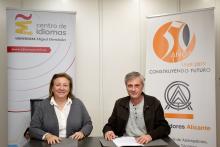 El COAATIEA y el Centro de Idiomas de la UMH impulsan el aprendizaje de inglés y valenciano