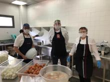 El PCUMH dona más de un centenar de gafas de protección a la iniciativa Alicante Gastronómica Solidaria