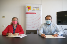 Tonia Salinas y Juan José García, de la Fundación UMH y ANBAN respectivamente