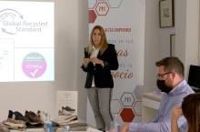 Laüd Recycled es una marca de sneakers veganas y artesanales fabricadas en Elche con tejidos reciclados