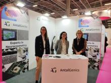 La empresa está impulsada por los profesores Asia Fernández, Gregorio Fernández y Antonio Ferrer