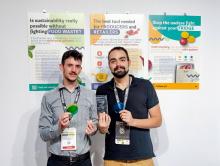 Oscillum está impulsada por los graduados en Biotecnología por la UMH Luis Chimeno, Pilar Granado y Pablo Sosa