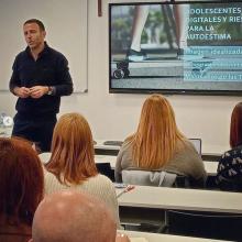 Al encuentro han asistido orientadores de Secundaria de más de 80 centros escolares de la provincia de Alicante