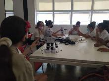 Los talleres están dirigidos a alumnos y alumnas que se encuentran en diferentes etapas educativas