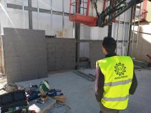 Hortus Vertical en el montaje del que será el mayor jardín vertical de la Región de Murcia