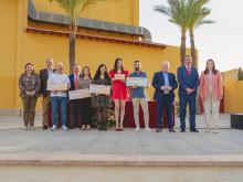 Premiados y representantes institucionales