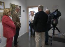 El director del Instituto Astrofísico de Canarias visita la empresa EMXYS 